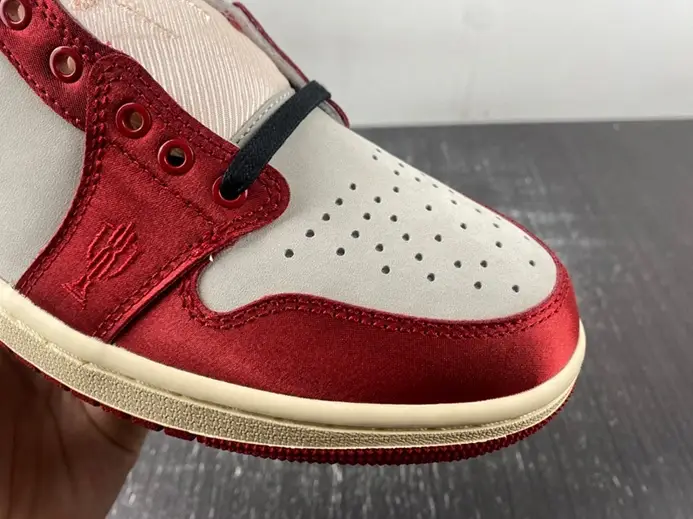 Comfortable 2408 Jordan 1 Retro Low OG Trophy Room Away  FN0432-100 
