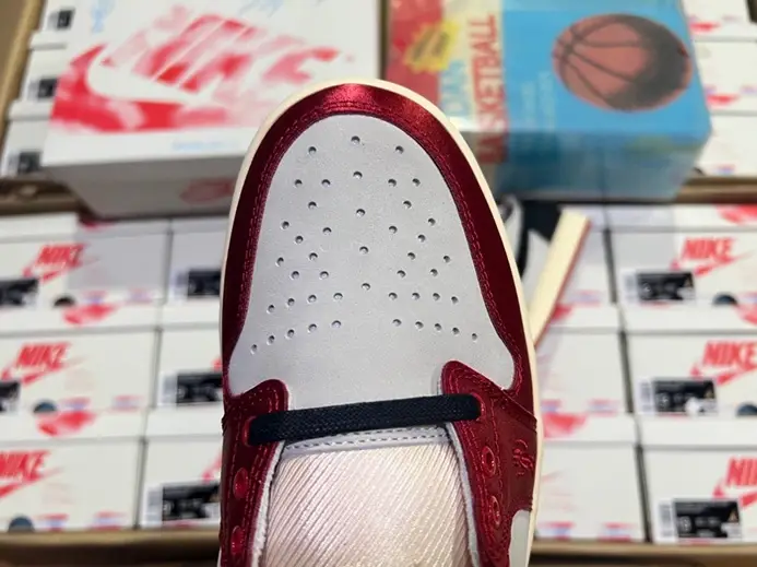 Comfortable 2408 Jordan 1 Retro Low OG Trophy Room Away  FN0432-100 
