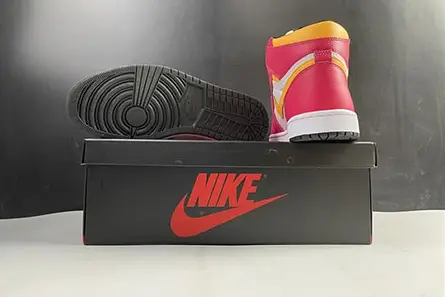Comfortable 3230 Air Jordan 1 High OG“Light Fusion Red” 555088-603 