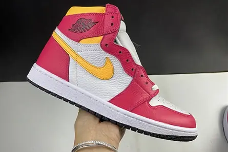 Comfortable 3230 Air Jordan 1 High OG“Light Fusion Red” 555088-603 