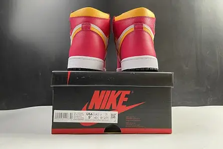 Comfortable 3230 Air Jordan 1 High OG“Light Fusion Red” 555088-603 