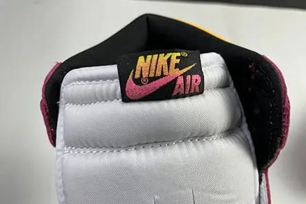 Comfortable 3230 Air Jordan 1 High OG“Light Fusion Red” 555088-603 