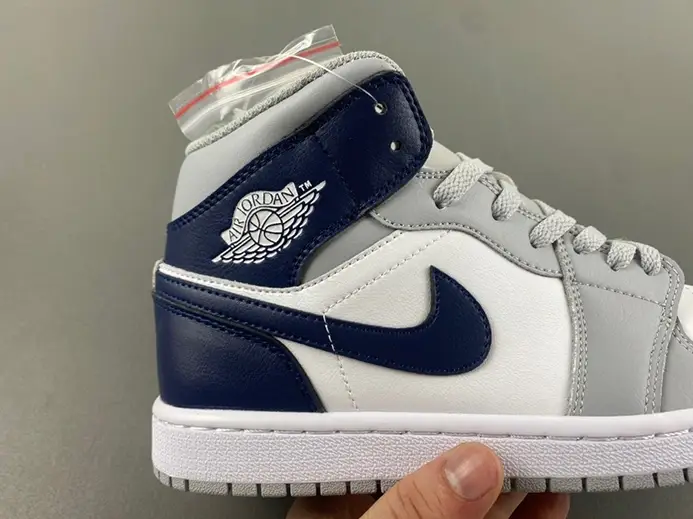Comfortable 6398 Jordan 1 Mid Wolf Grey Midnight Navy  DQ8426-104 