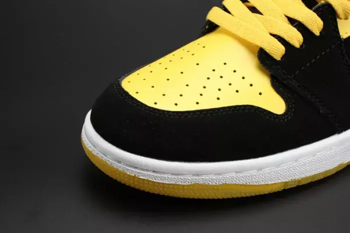 Comfortable 9813 Air Jordan 1 Retro Mid 'New Love 554724-035  AAF414