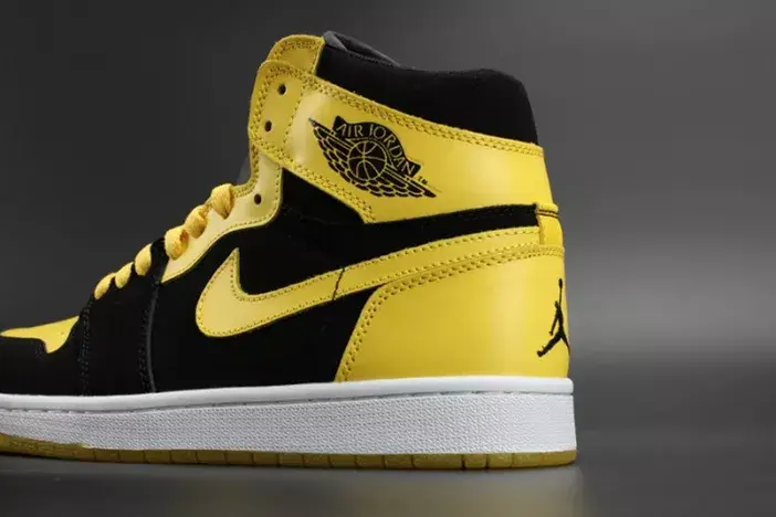 Comfortable 9813 Air Jordan 1 Retro Mid 'New Love 554724-035 