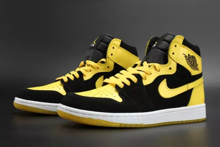 Comfortable 9813 Air Jordan 1 Retro Mid 'New Love 554724-035 