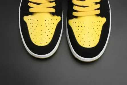 Comfortable 9813 Air Jordan 1 Retro Mid 'New Love 554724-035 