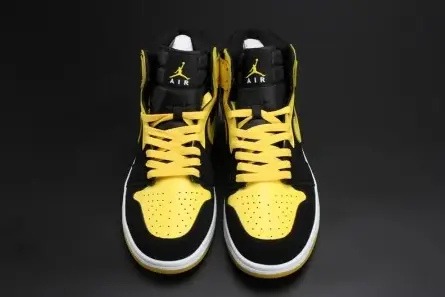 Comfortable 9813 Air Jordan 1 Retro Mid 'New Love 554724-035 