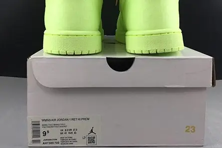 Compact 5434 Air Jordan 1 WMNS “Barely Volt” AH7389-700 