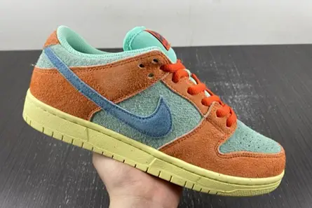 Cozy 6906 Nike SB Dunk Low Orange Emerald Rise  DV5429-800 