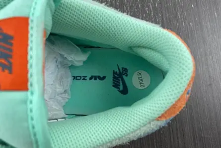 Cozy 6906 Nike SB Dunk Low Orange Emerald Rise  DV5429-800 