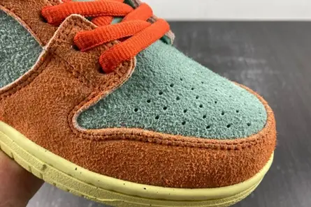 Cozy 6906 Nike SB Dunk Low Orange Emerald Rise  DV5429-800 