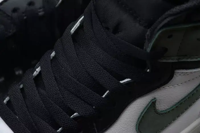 Cozy 7967 Air Jordan 1 Retro "Clay Green" 555088-135 