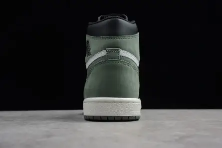 Cozy 7967 Air Jordan 1 Retro "Clay Green" 555088-135 