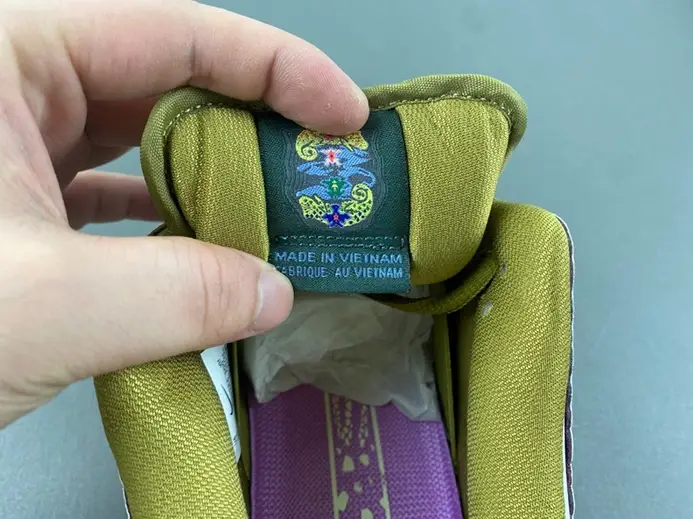 DailyWear 5040 Nike SB Dunk Low Alexis Sablone Chameleon  HJ3386-300 