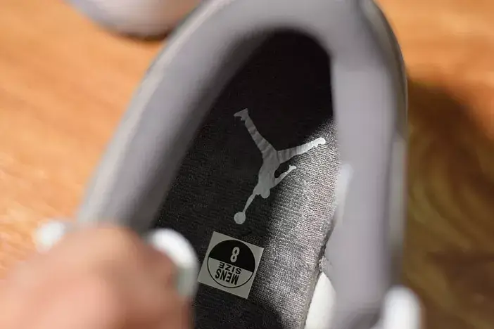Durable 3174 Air Jordan 11 Low Cool Grey 528895-003 
