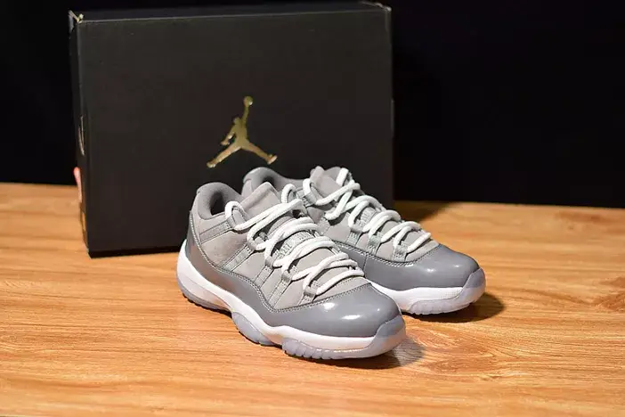 Durable 3174 Air Jordan 11 Low Cool Grey 528895-003 