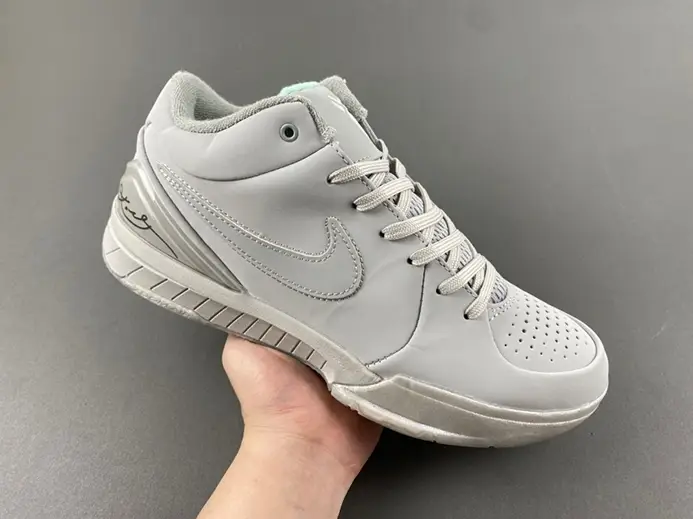EasyMatch 5863 Nike Kobe 4 Protro FQ3544-005 
