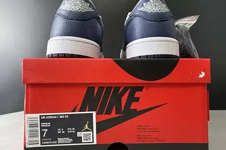 Efficient 3250 Nike Air Jordan 1 Low CW8576-200 