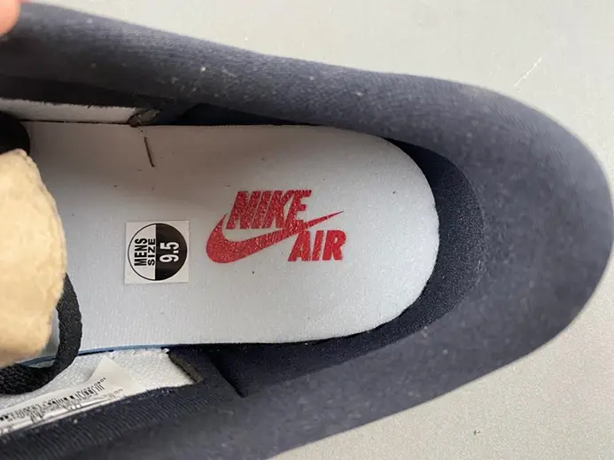 Efficient 7607 Jordan 1 Retro Low Chicago  705329-600 
