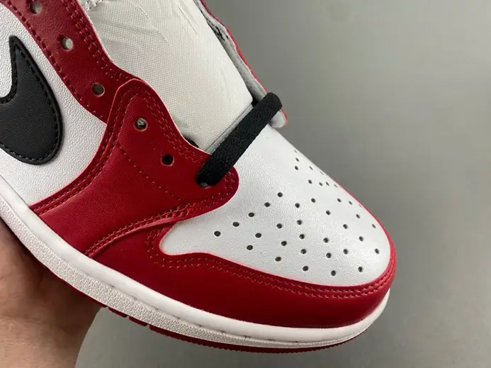 Efficient 7607 Jordan 1 Retro Low Chicago  705329-600 