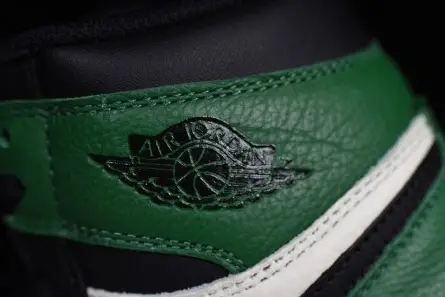 Elegant 1167 Air Jordan 1 High OG NRG Pine Green Sail-Black 555088-302 