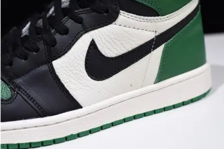 Elegant 1167 Air Jordan 1 High OG NRG Pine Green Sail-Black 555088-302 