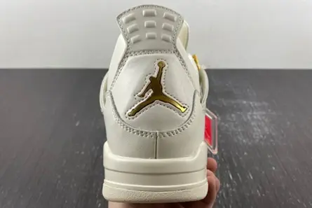 Elegant 3679 Jordan 4 Retro AQ9129-003 