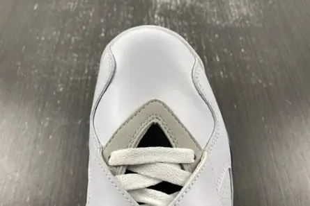 Elegant 5493 Jordan 8 Retro Bugs Bunny  305381-103 