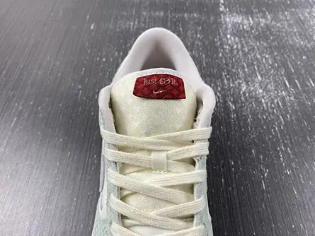 Elegant 7489 Nike Dunk Low LX Year of the Dragon (2024) (Women's)  FZ5065-111 