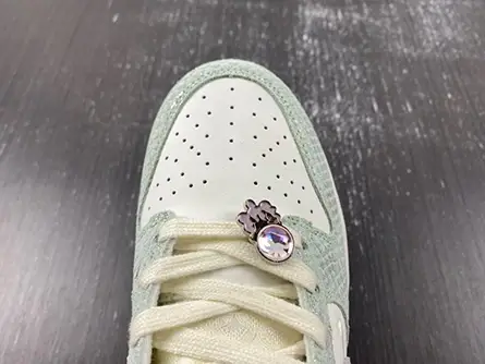 Elegant 7489 Nike Dunk Low LX Year of the Dragon (2024) (Women's)  FZ5065-111 