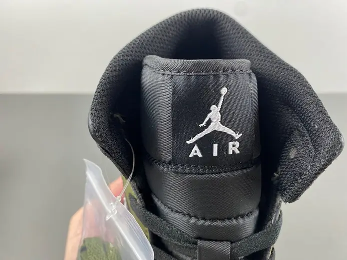 EyeCatching 3096 Jordan 1 Mid Black White Olive  DQ8426-092 