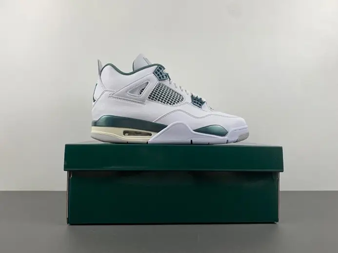 Fashionable 1704 Air Jordan 4 “Oxidized Green” FQ8138-103  CBC194