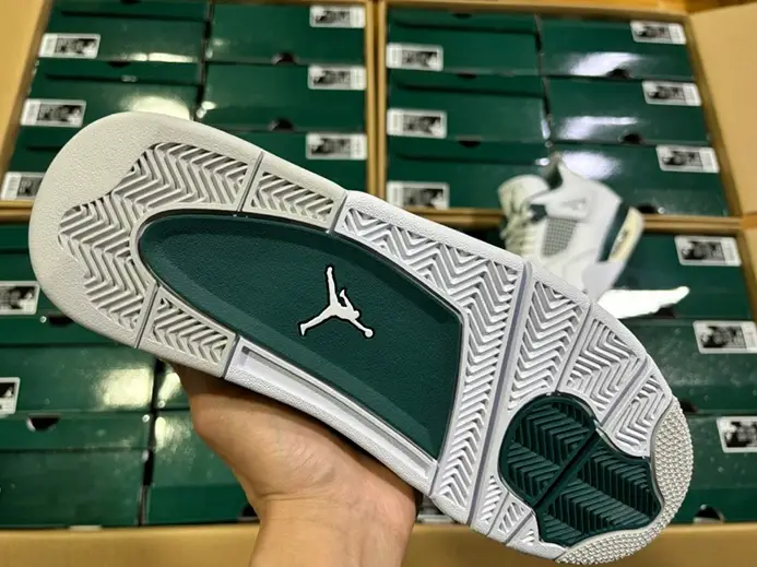 Fashionable 1704 Air Jordan 4 “Oxidized Green” FQ8138-103 