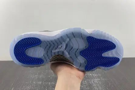 Fashionable 2688 Air Jordan 11 low “Space Jam”  FV5104-004 