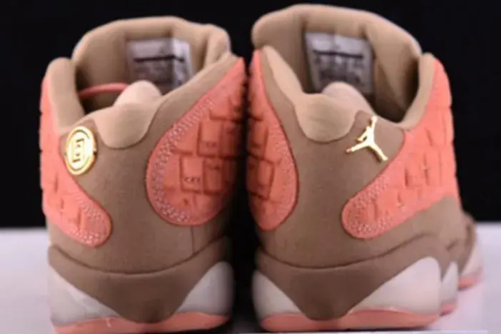 Flexible 1104 CLOT Air Jordan 13 Low AT3102-200 