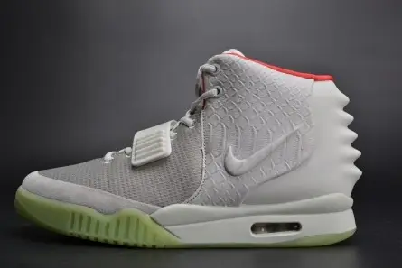Flexible 5301 NIKE AIR YEEZY 2 PURE PLATINUM Wolf Grey mens 508214-010  FEFCB1546