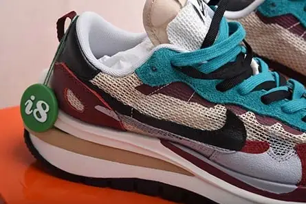 Flexible 5637 Sacai x Nike Pegasus VaporFly SP CI9928 301 