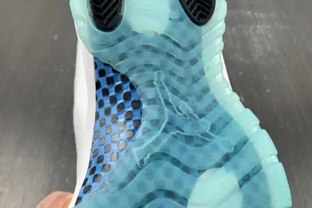 Functional 1922 Air Jordan 11 "Legend Blue 378037-117 