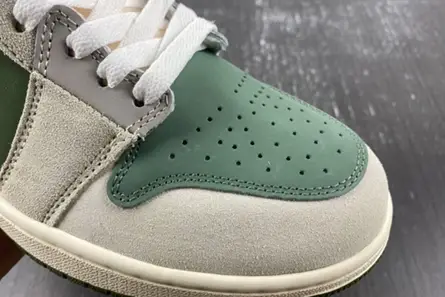 GoAnywhere 1982 Air Jordan 1 Low FD6819-300 