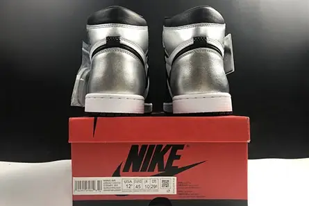 GoodFit 1670 Air Jordan 1 High OG WMNS “Silver Toe” CD0461-001 