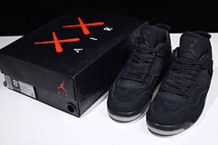 GoodFit 2906 Nike Air Jordan 4 retro kaws black 930155-001 
