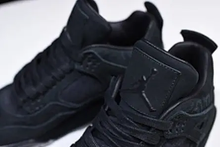 GoodFit 2906 Nike Air Jordan 4 retro kaws black 930155-001 