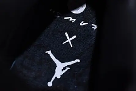 GoodFit 2906 Nike Air Jordan 4 retro kaws black 930155-001 