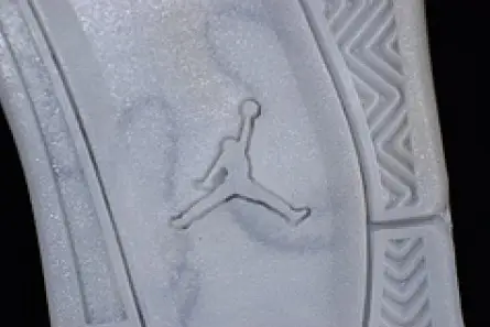 GoodFit 2906 Nike Air Jordan 4 retro kaws black 930155-001 