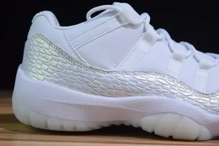 GoodFit 6257 Air Jordan 11 Low Heiress Frost White 897331-100 