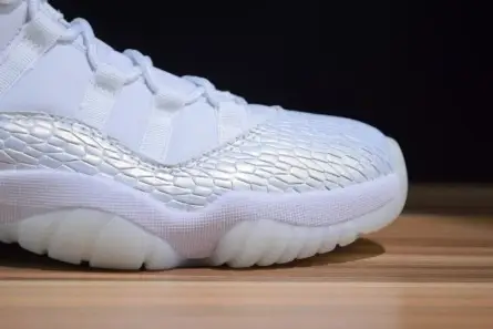 GoodFit 6257 Air Jordan 11 Low Heiress Frost White 897331-100 