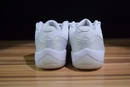 GoodFit 6257 Air Jordan 11 Low Heiress Frost White 897331-100 