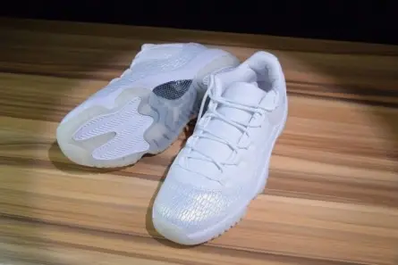 GoodFit 6257 Air Jordan 11 Low Heiress Frost White 897331-100 