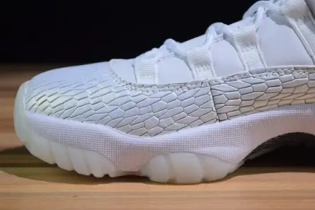 GoodFit 6257 Air Jordan 11 Low Heiress Frost White 897331-100 
